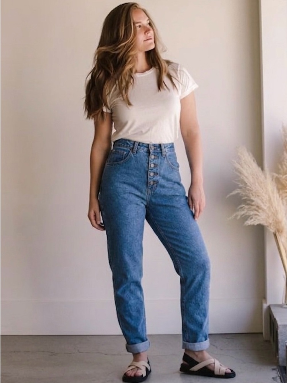Decade Studio Pamela High Rise Tapered Leg Button Fly Jeans Womens Size 33